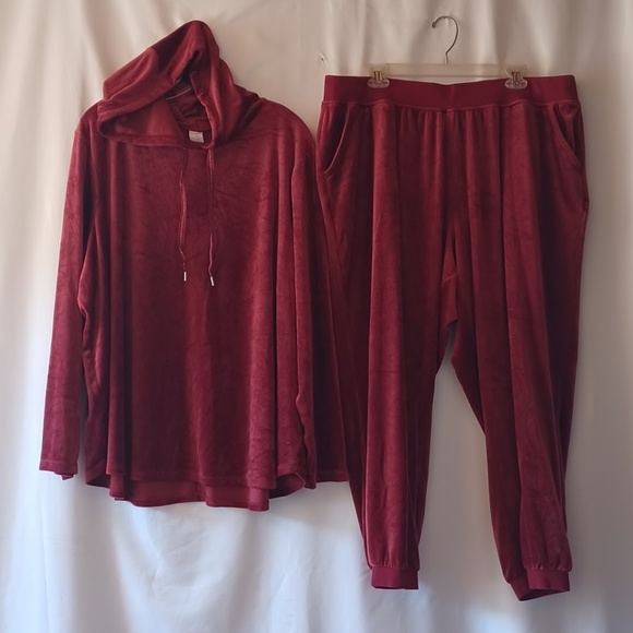LIVI Lane Bryant 2 Piece Velour Set Hoodie 26/28 Jogger Pants 22/24 Rhubarb Red - Picture 6 of 7